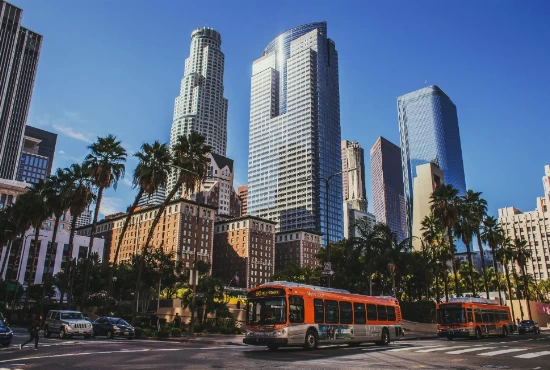 Discovering the City of Angels: An Introduction to Los Angeles and its Year-Round Sunshine